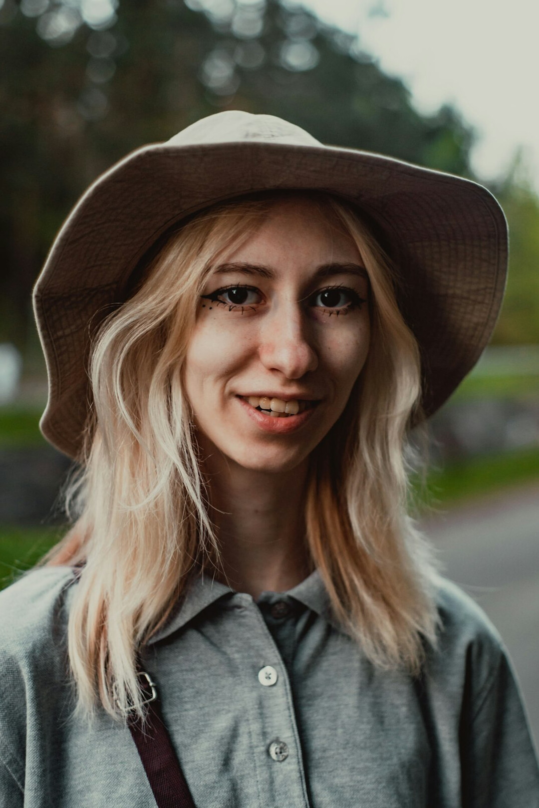 Portrait of a smiling woman with blonde hair